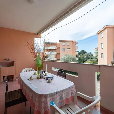 Apartment La Porta D'oro